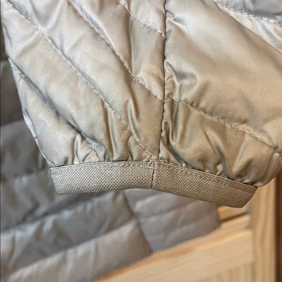 Eddie Bauer Women's Light Brown Puffer Coat - Size XS - Picture 6 of 14